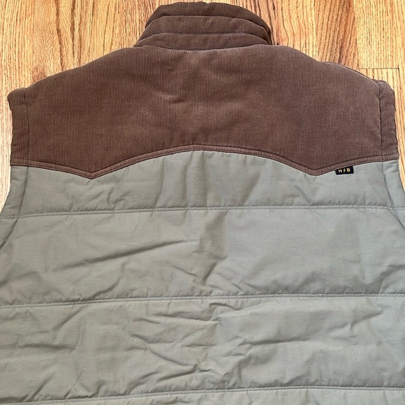 Howler Brothers Vest - Picture 10 of 14